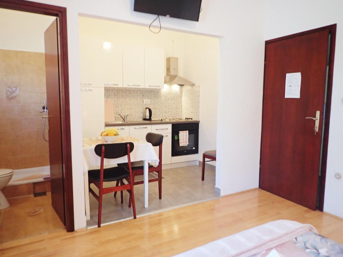 Apartmani Ivica & Boja Starigrad Paklenica Zewnętrze zdjęcie