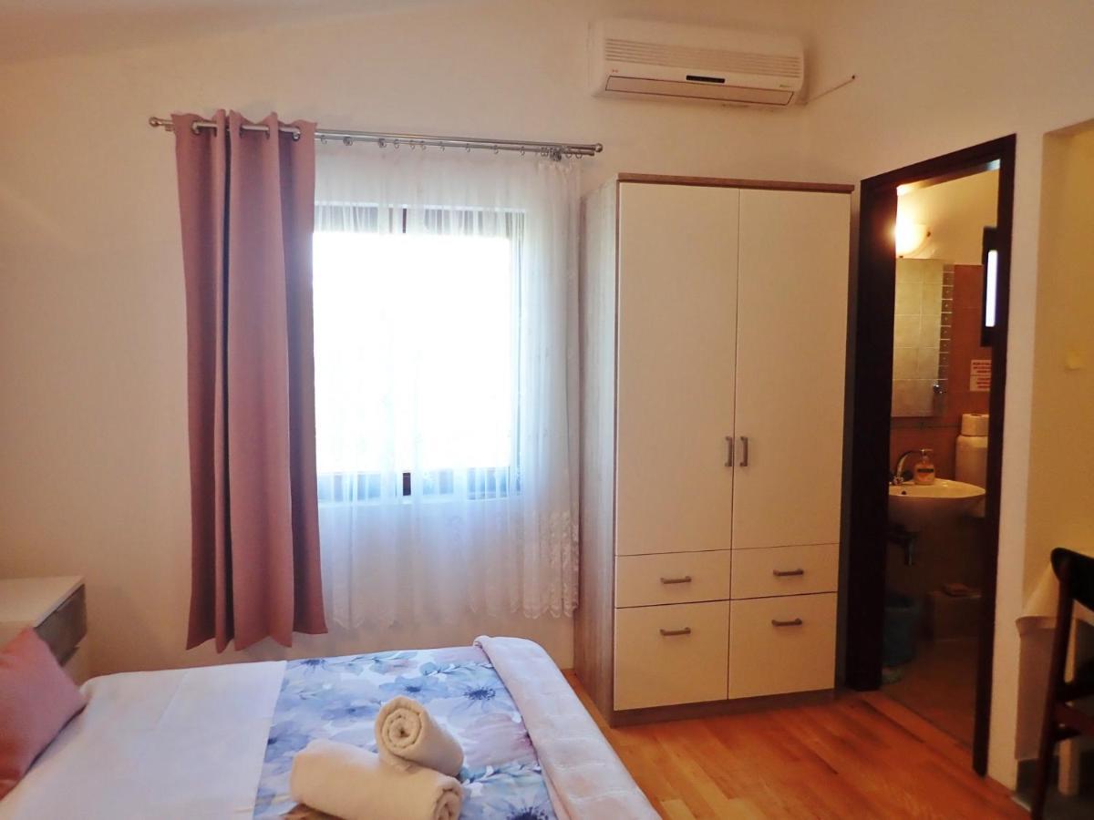 Apartmani Ivica & Boja Starigrad Paklenica Zewnętrze zdjęcie