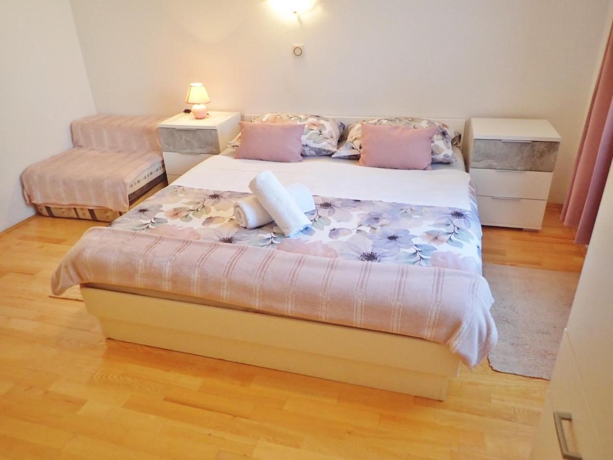 Apartmani Ivica & Boja Starigrad Paklenica Zewnętrze zdjęcie